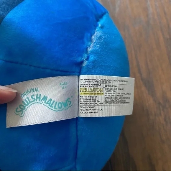 Squishmallows Disney Dory - Picture 8 of 9